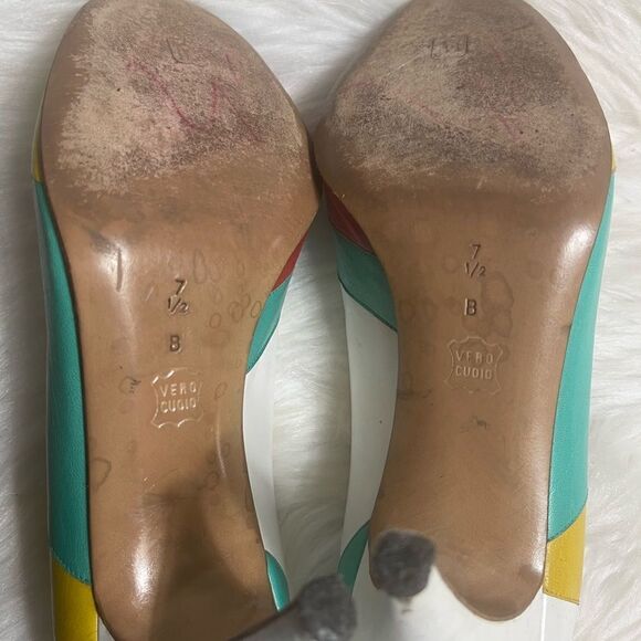 Bruno Magli leather multi color patchwork slip on heels peep toe size 7.5 - Picture 9 of 9